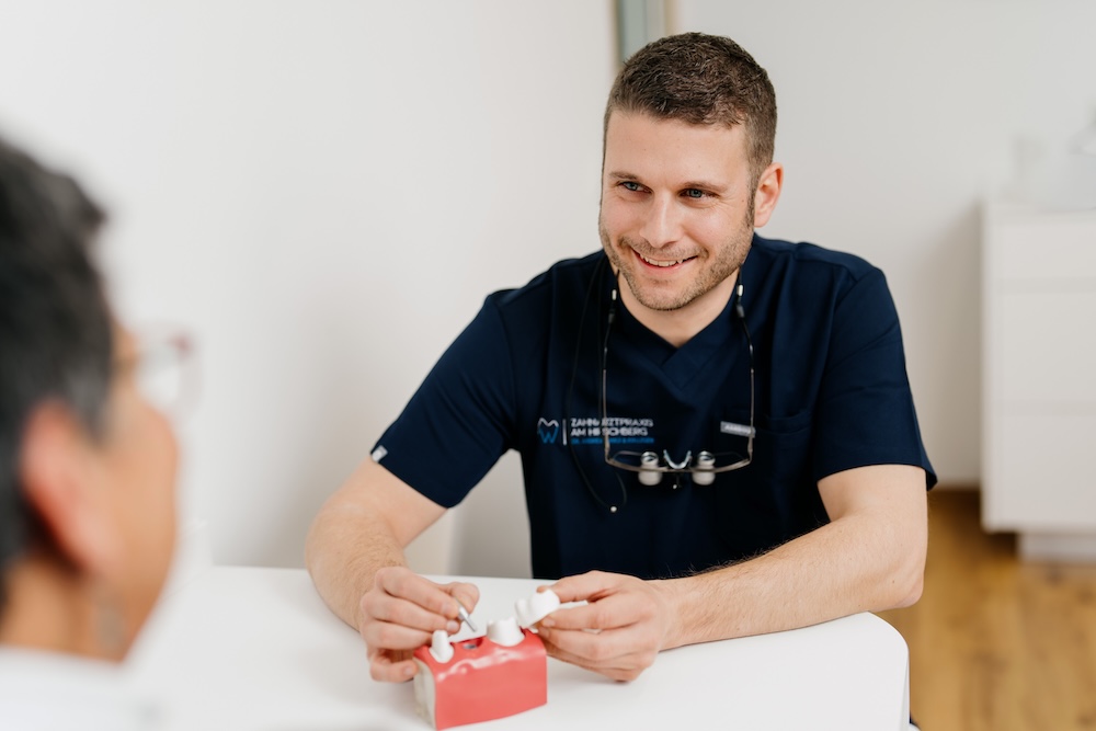 zahnarzt-bad-hindelang-zahnarztpraxis-am-hirschberg-implantologie