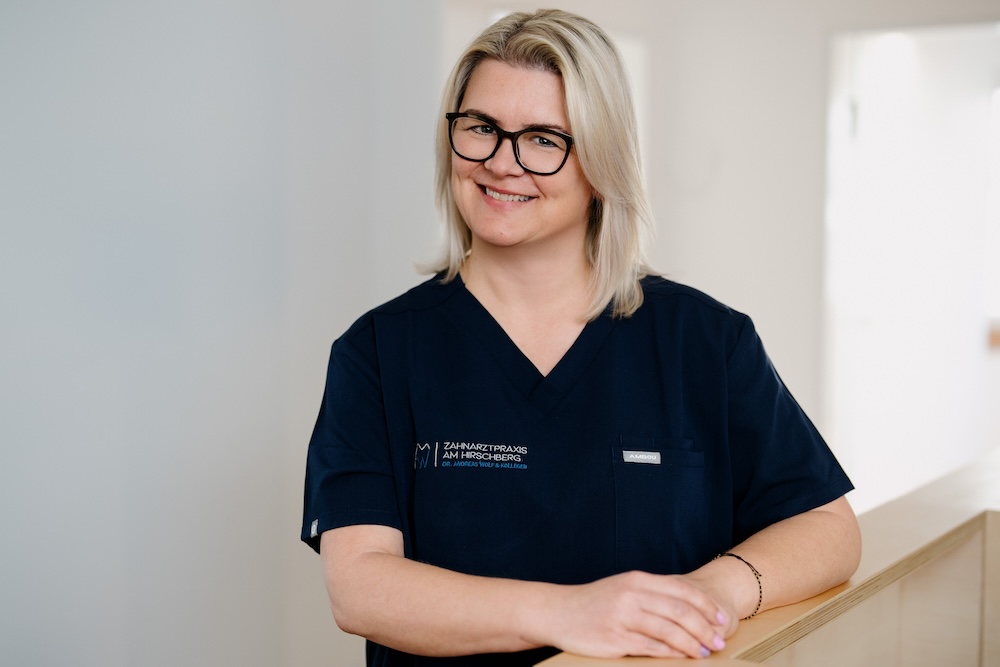 zahnarzt-bad-hindelang-zahnarztpraxis-am-hirschberg- lex07583alexeytestov-bearbeitet-v1