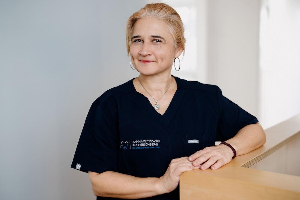 zahnarzt-bad-hindelang-zahnarztpraxis-am-hirschberg- lex07586alexeytestov-bearbeitet-v1